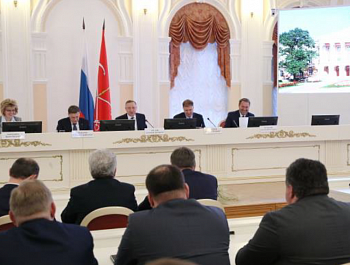 Заседание Координационного совета по местному самоуправлению в Санкт-Петербурге при Губернаторе Санкт-Петербурга.