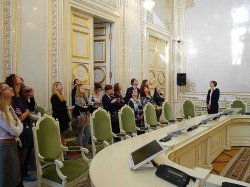 Молодые педагоги Калининского района побывали на экскурсии в Мариинском дворце