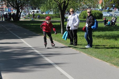 В Муринском парке прошел первый роликобежный марафон, посвященный Дню Победы