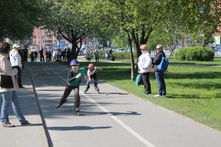 В Муринском парке прошел первый роликобежный марафон, посвященный Дню Победы